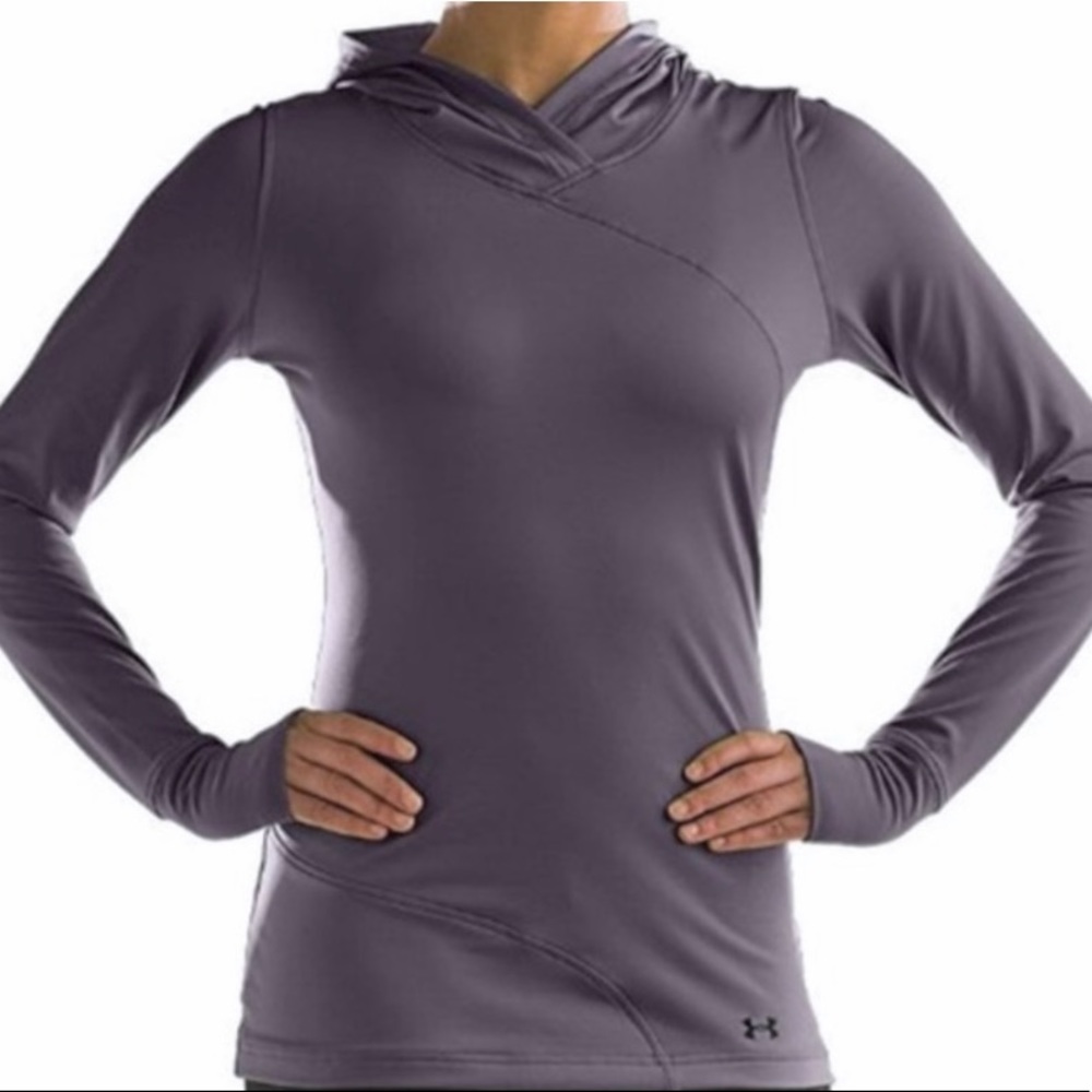 Under Armour Lightweight Long Sleeve Base Layer Top w/ Hood & Thumb Holes